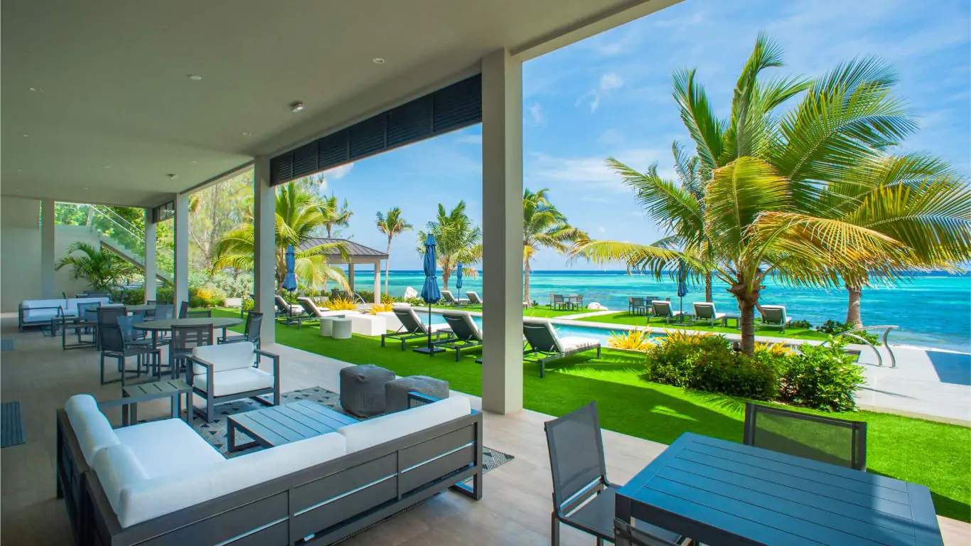 The Coconut Grove Suites | Cayman Islands