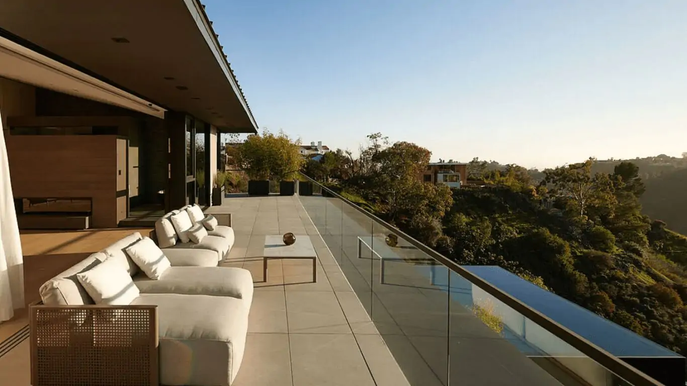 Carnegie Heights | Los Angeles