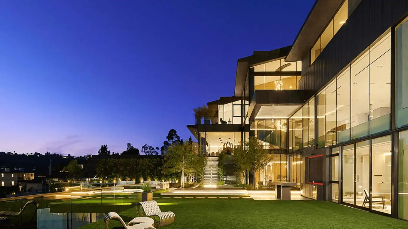 Carnegie Heights | Los Angeles