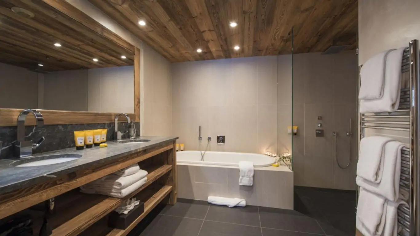 Chalet Mont Tremblant | Meribel
