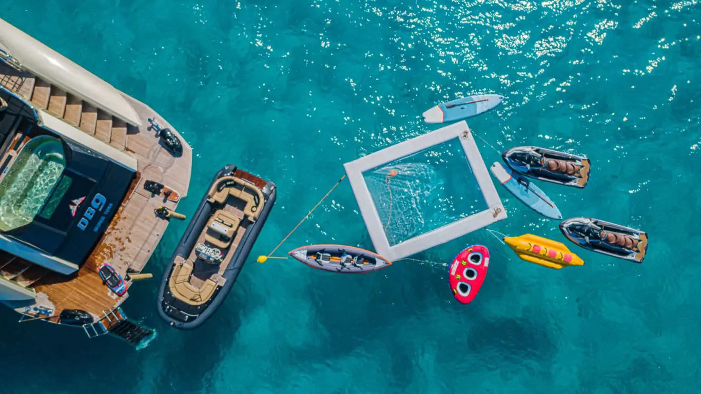 Yacht DB9 171 | Yachts