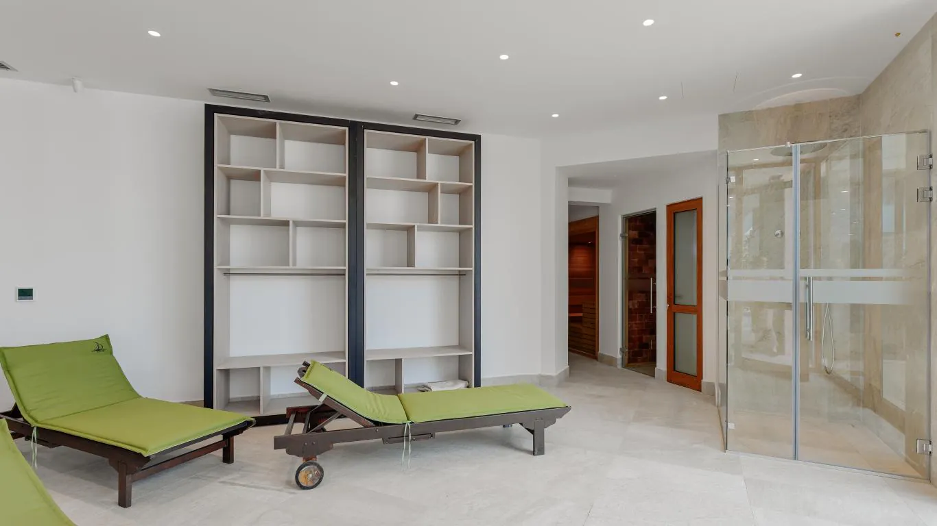 Djokovic Villa | Serbia