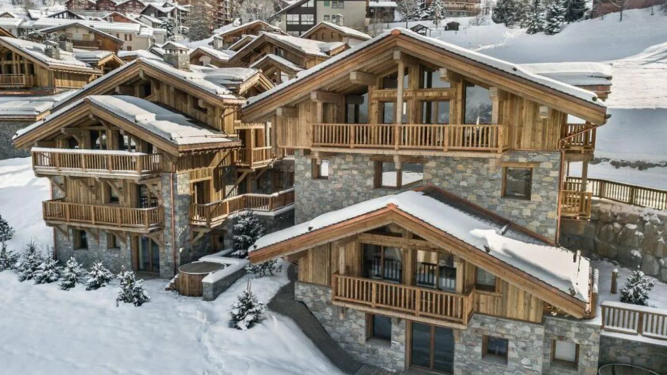Chalet Pure White Crystal | Rest of France