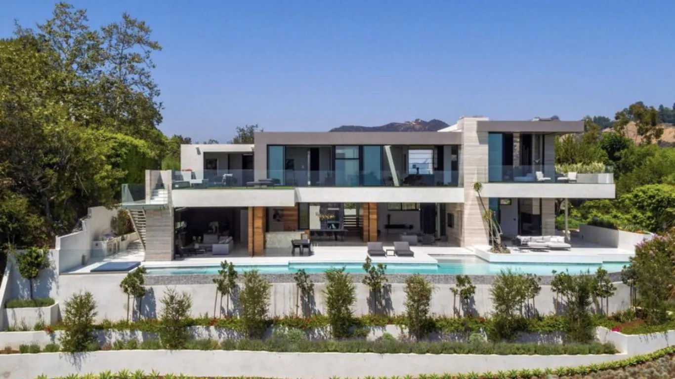 Villa Denise | Los Angeles