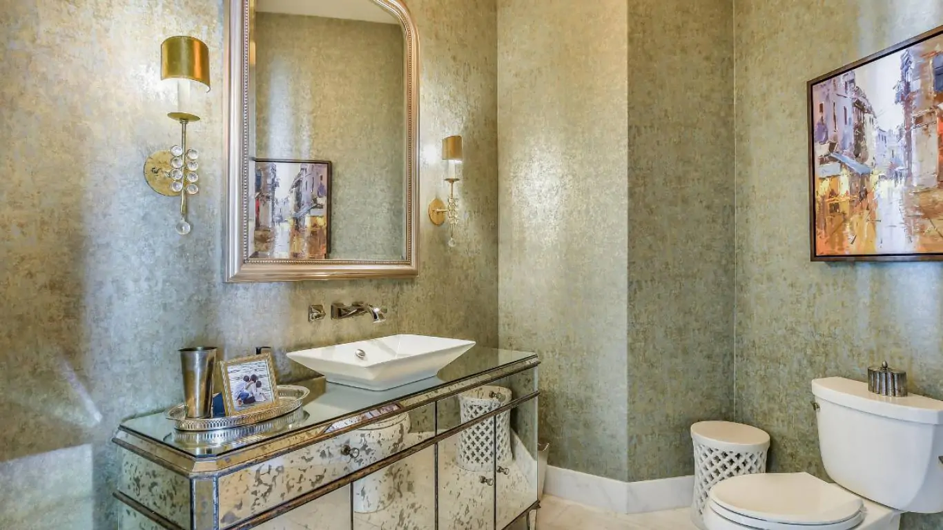 Villa Sylvia | Austin