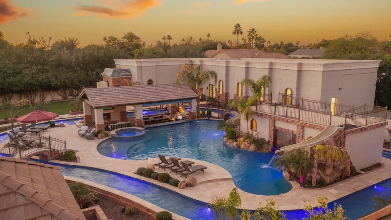 Grand Estate on Sunnyside | Arizona