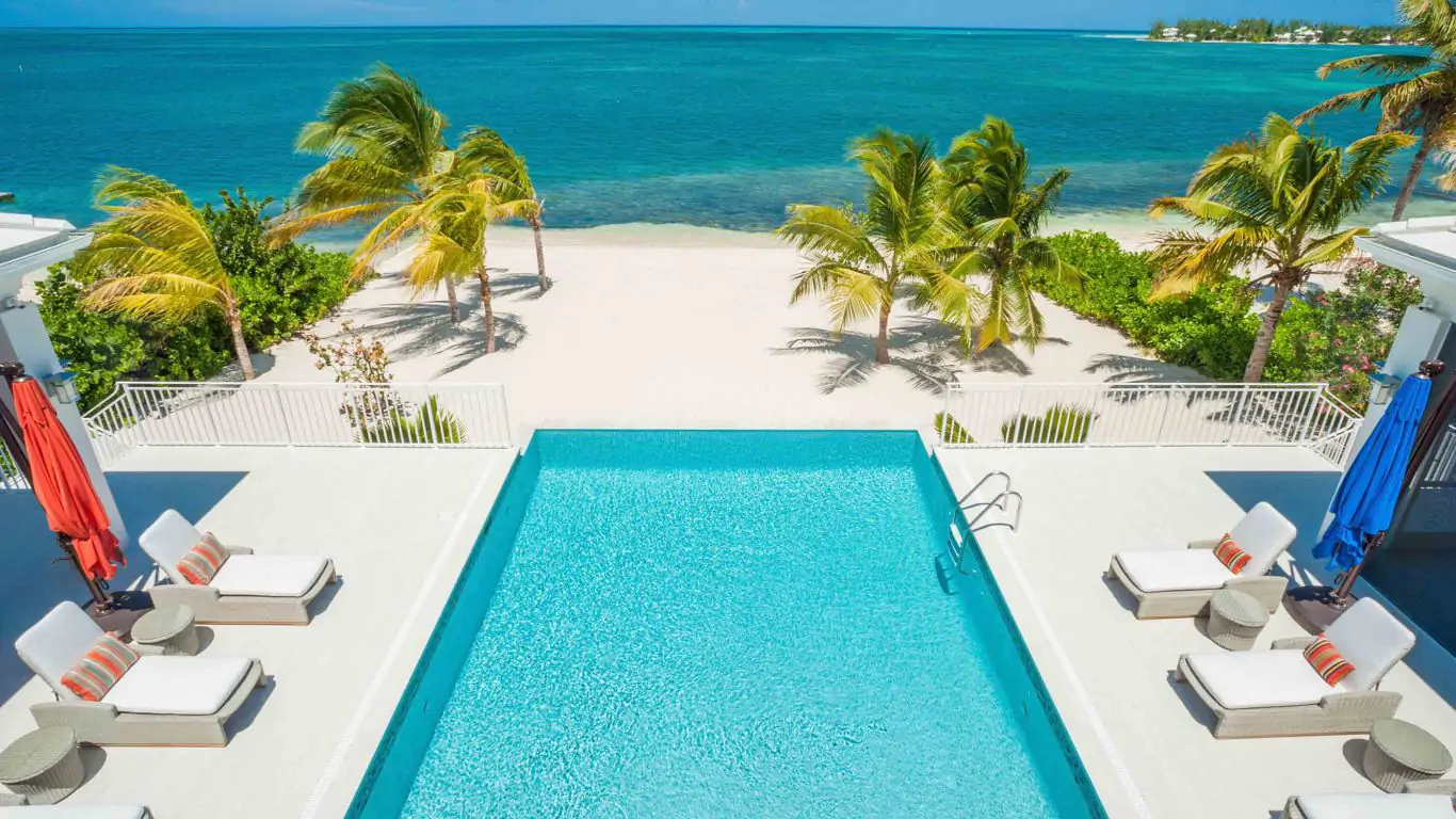 Kaia Kamina | Cayman Islands