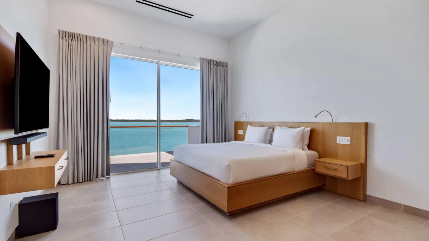 Ocean Breeze Villa | Turks and Caicos