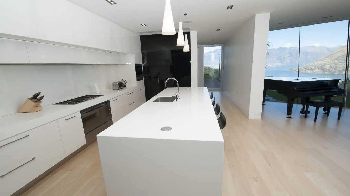 Jagged Edge House | New Zealand