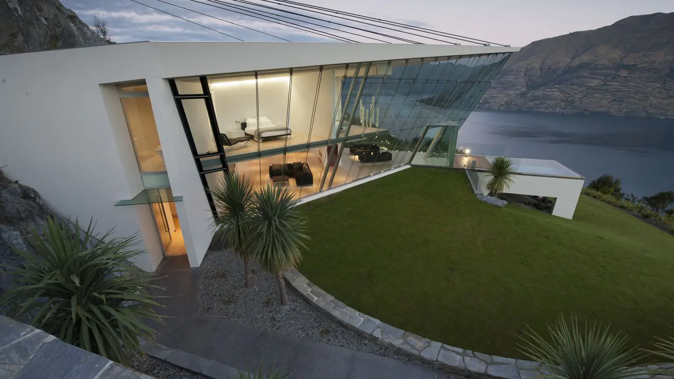 Jagged Edge House | New Zealand