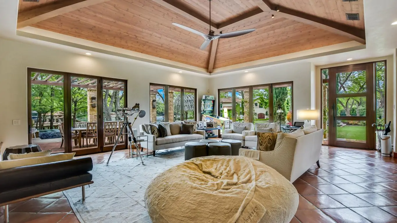 Villa Alana | Austin