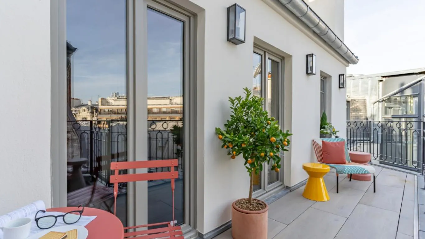 Apartment Noah | Paris