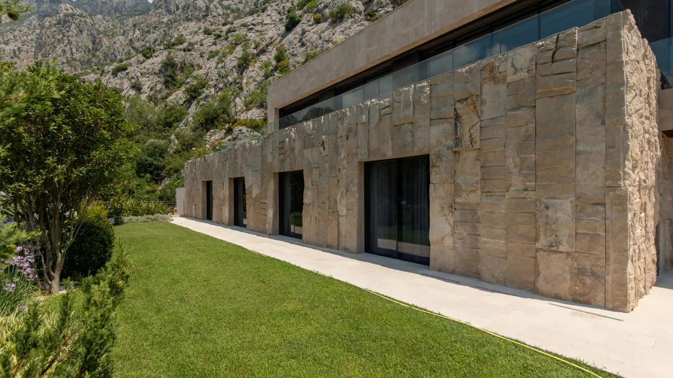 Villa Mandragora | Montenegro
