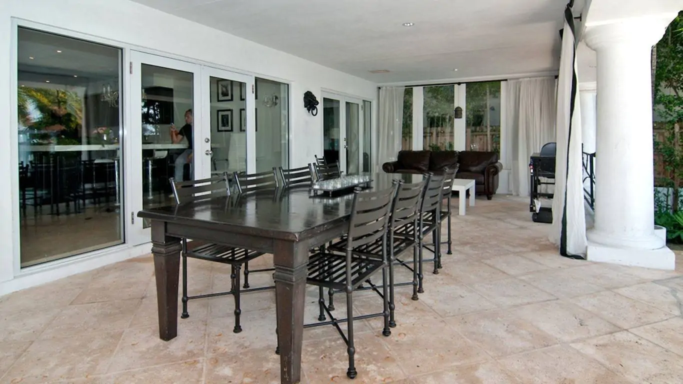 Villa Leighton | Miami