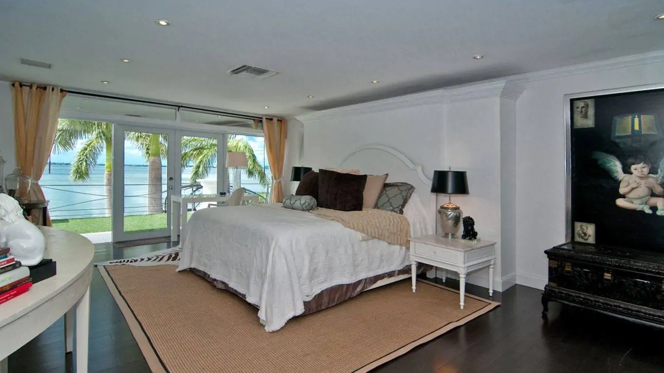 Villa Leighton | Miami