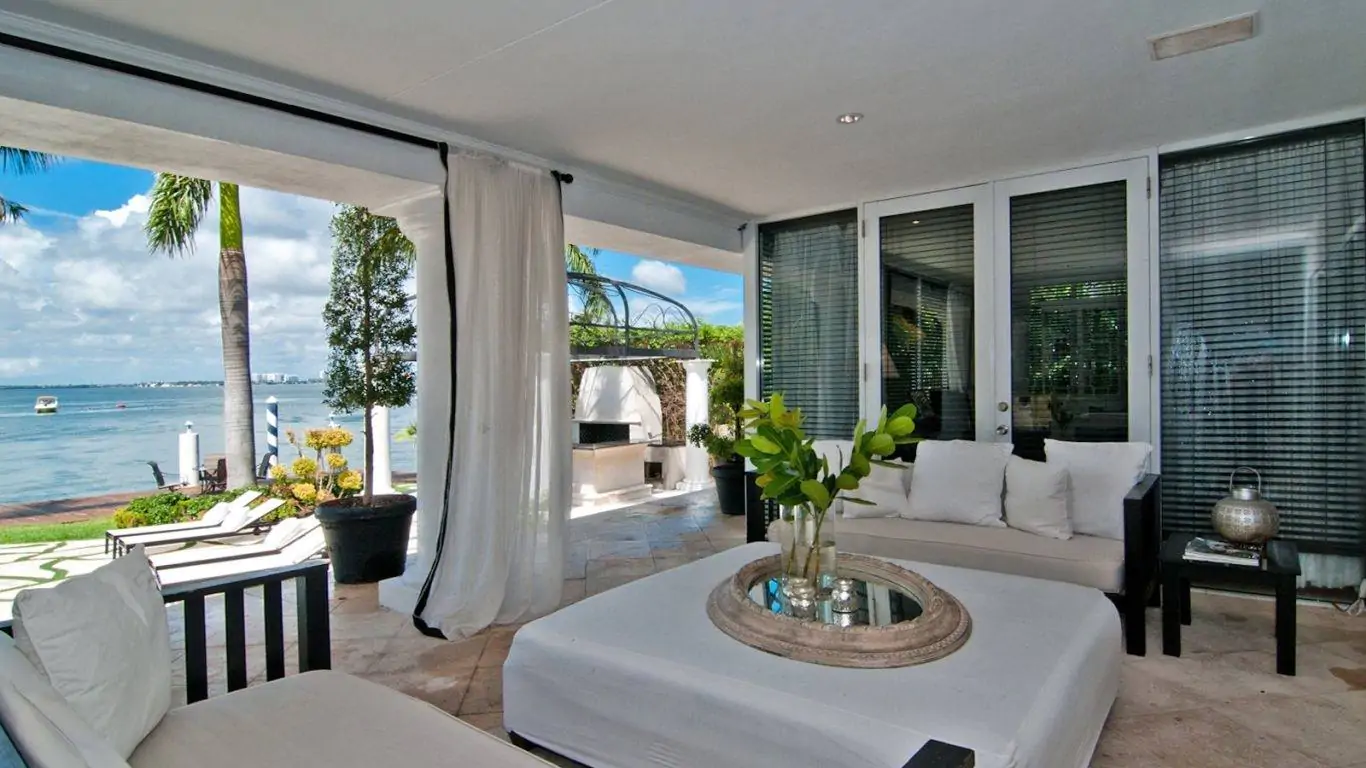 Villa Leighton | Miami