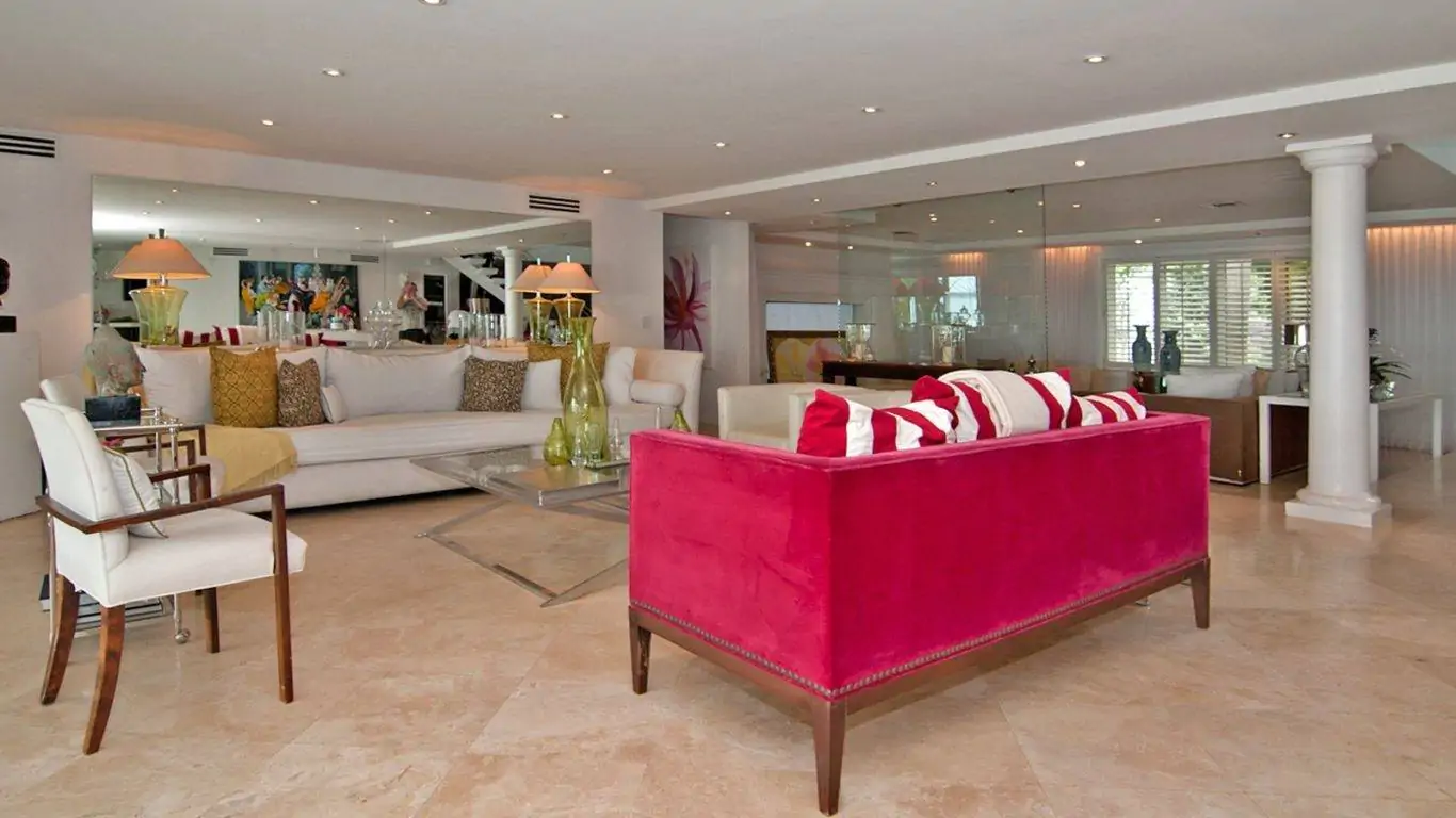 Villa Leighton | Miami