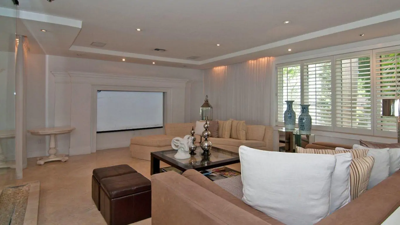 Villa Leighton | Miami