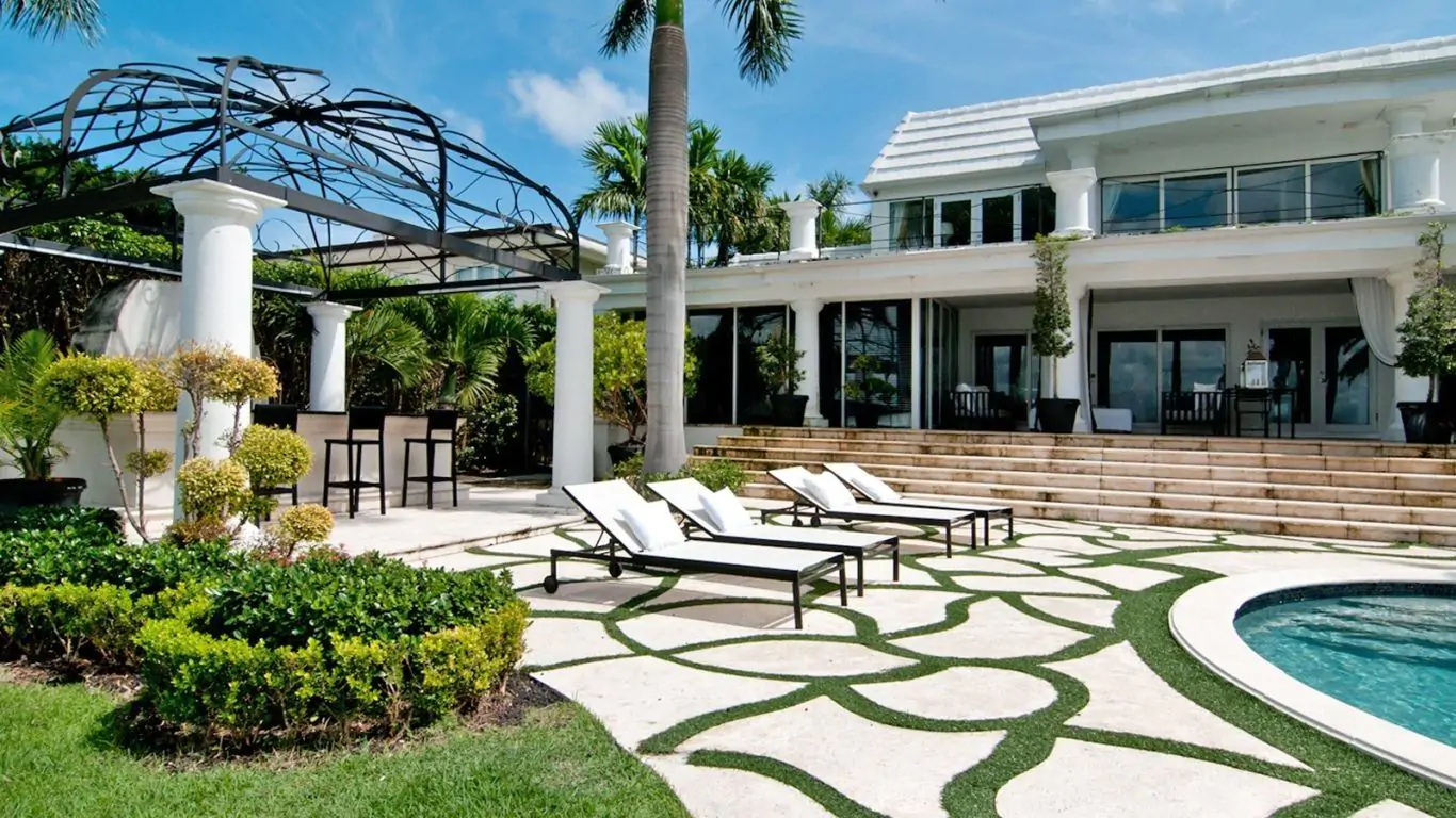 Villa Leighton | Miami