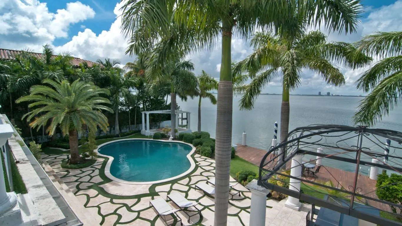 Villa Leighton | Miami