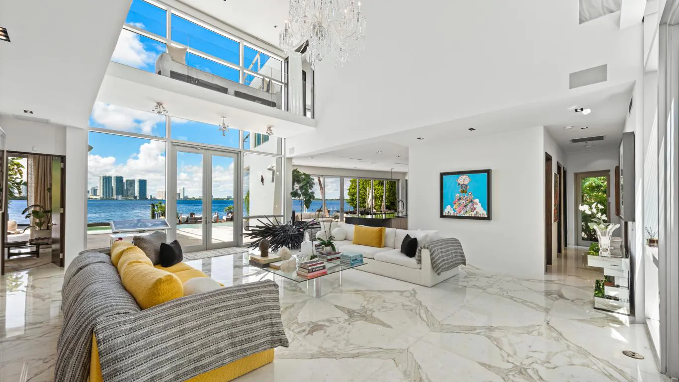 Villa Corra | Miami
