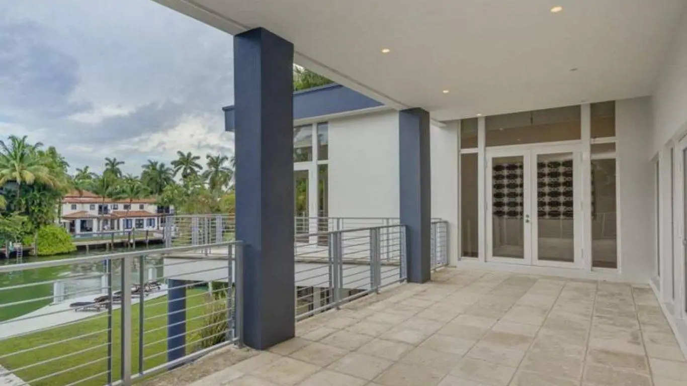 Villa Orchid | Miami