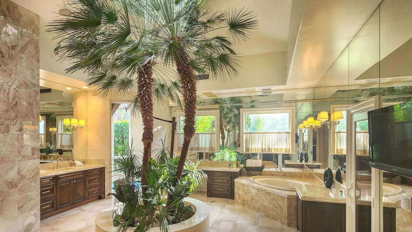 Chateau Dumont | Palm Springs
