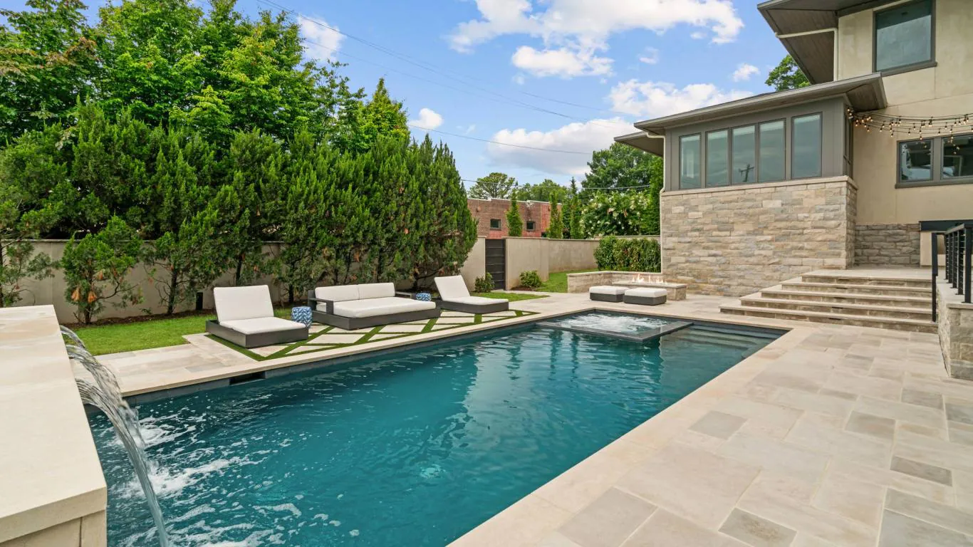 Villa Azalea | Nashville