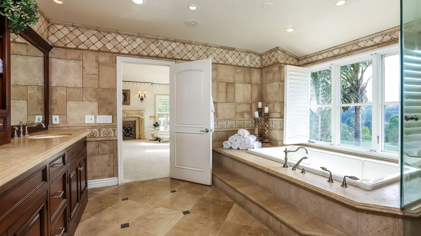 Bella Villa Resort | Los Angeles