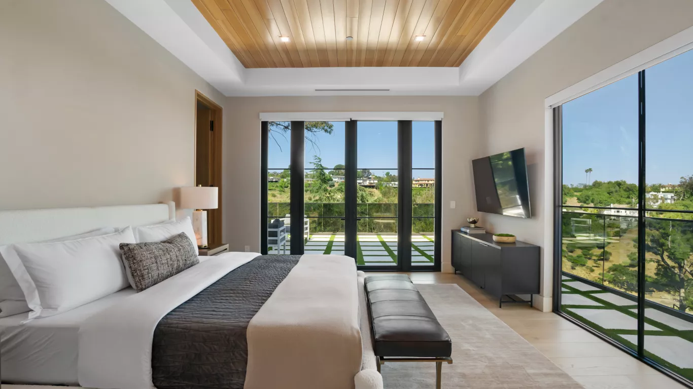 Villa Irena | Los Angeles