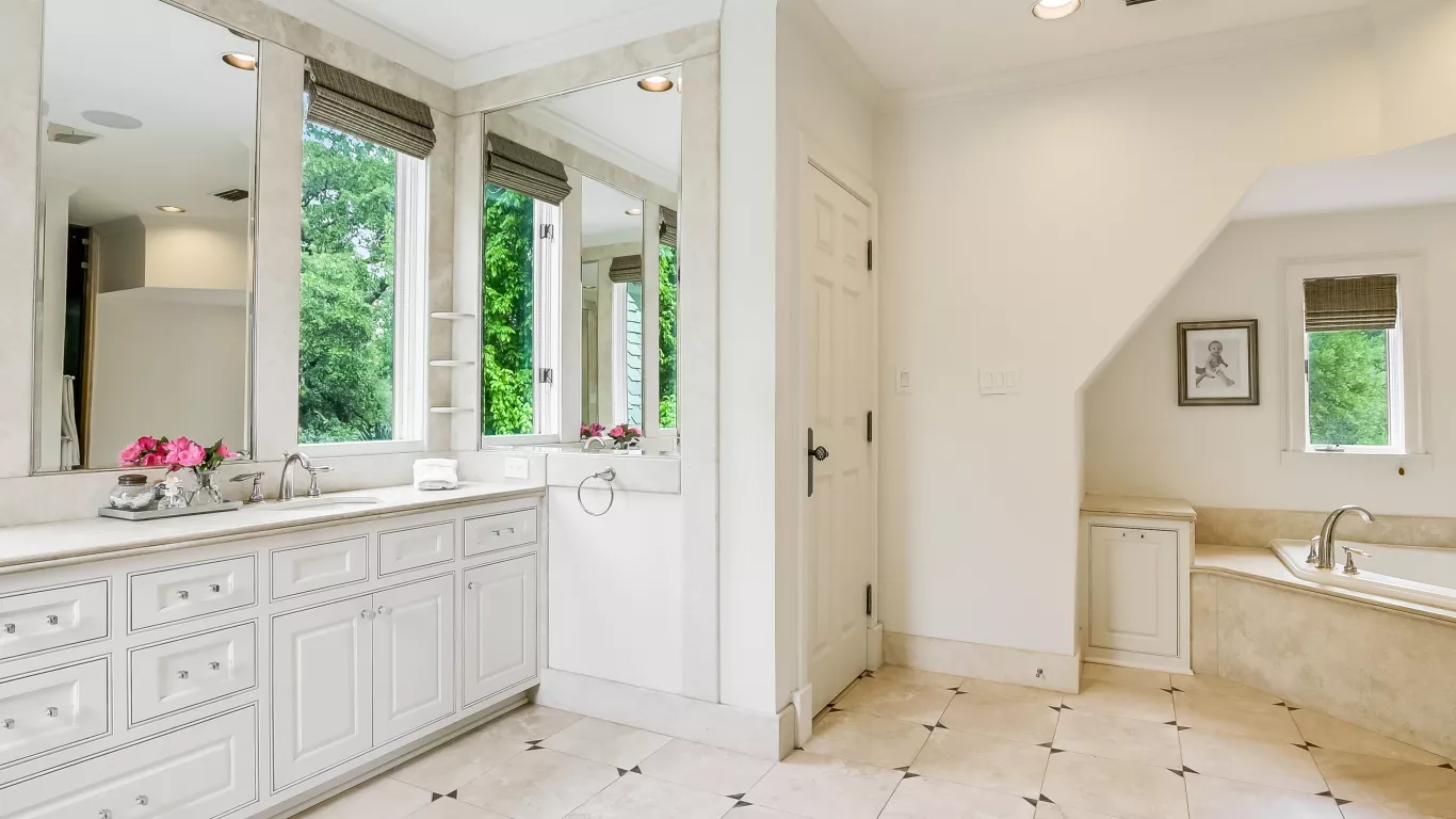 Villa Amaris | Austin