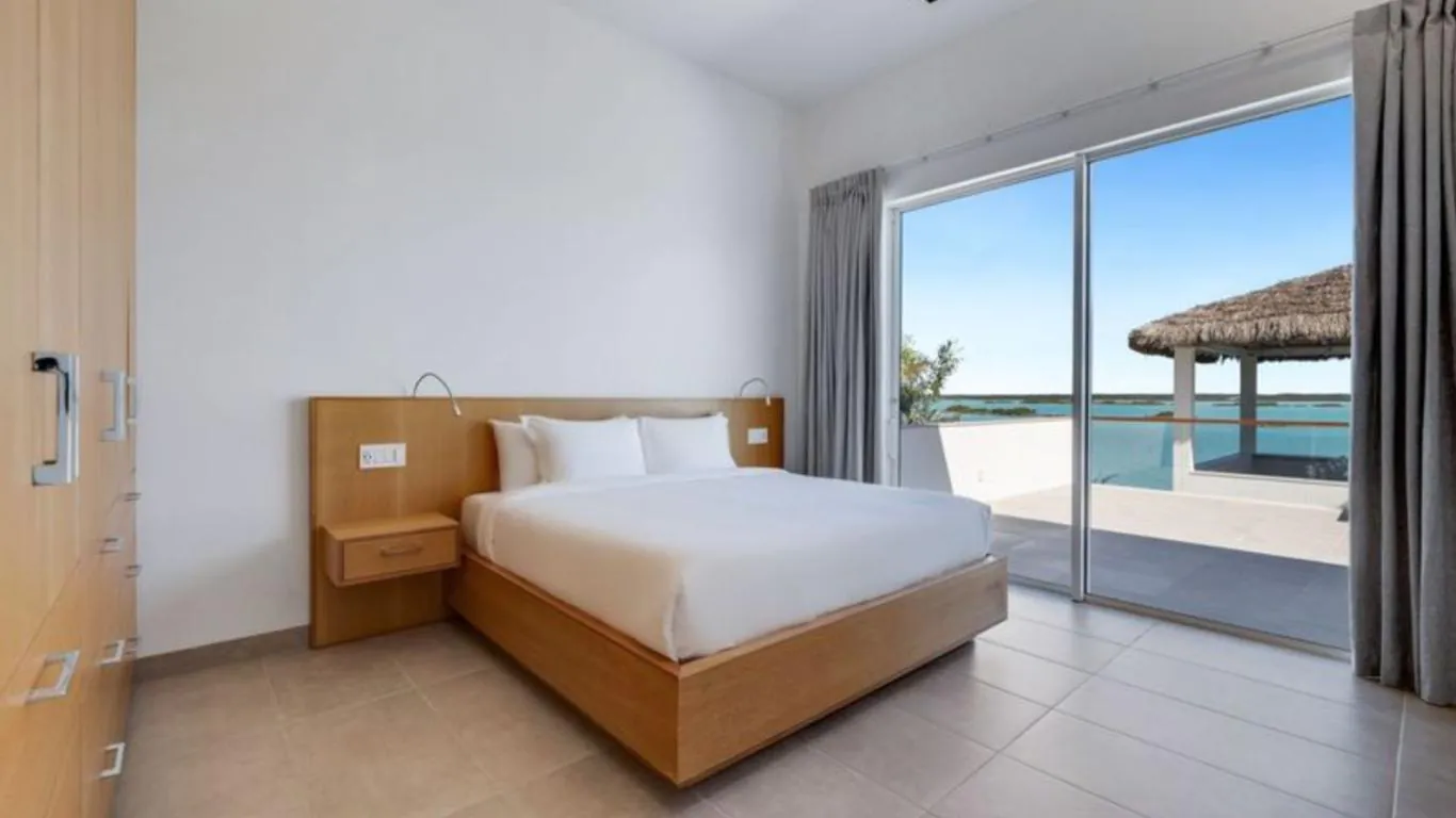 Ocean Breeze Villa | Turks and Caicos