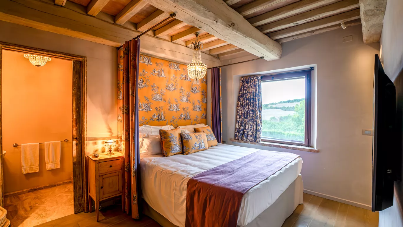 Noam Radicondoli | Tuscany