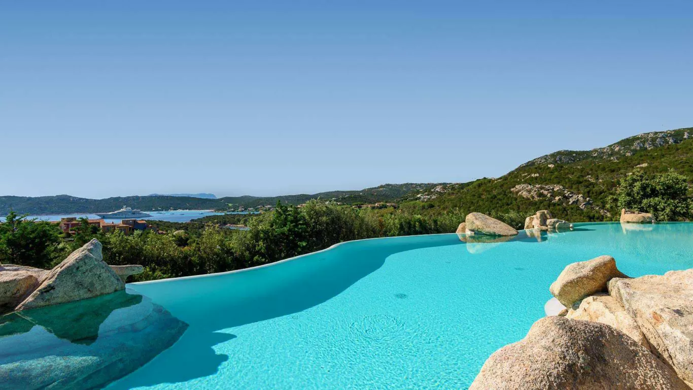 Villa The Rock | Sardinia