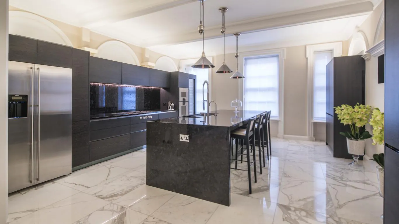 Townhouse Nevaeh | London