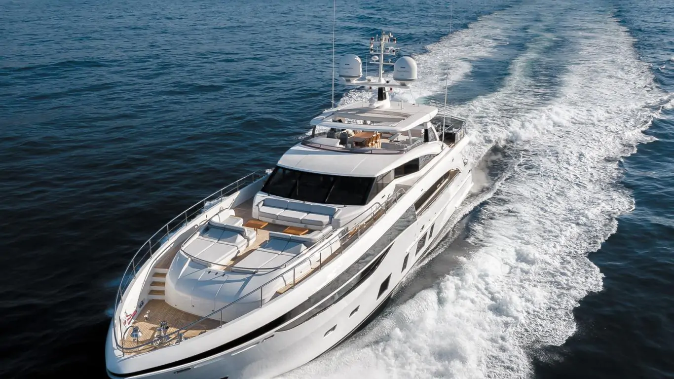 Yacht Riviera Living 115 | Yachts