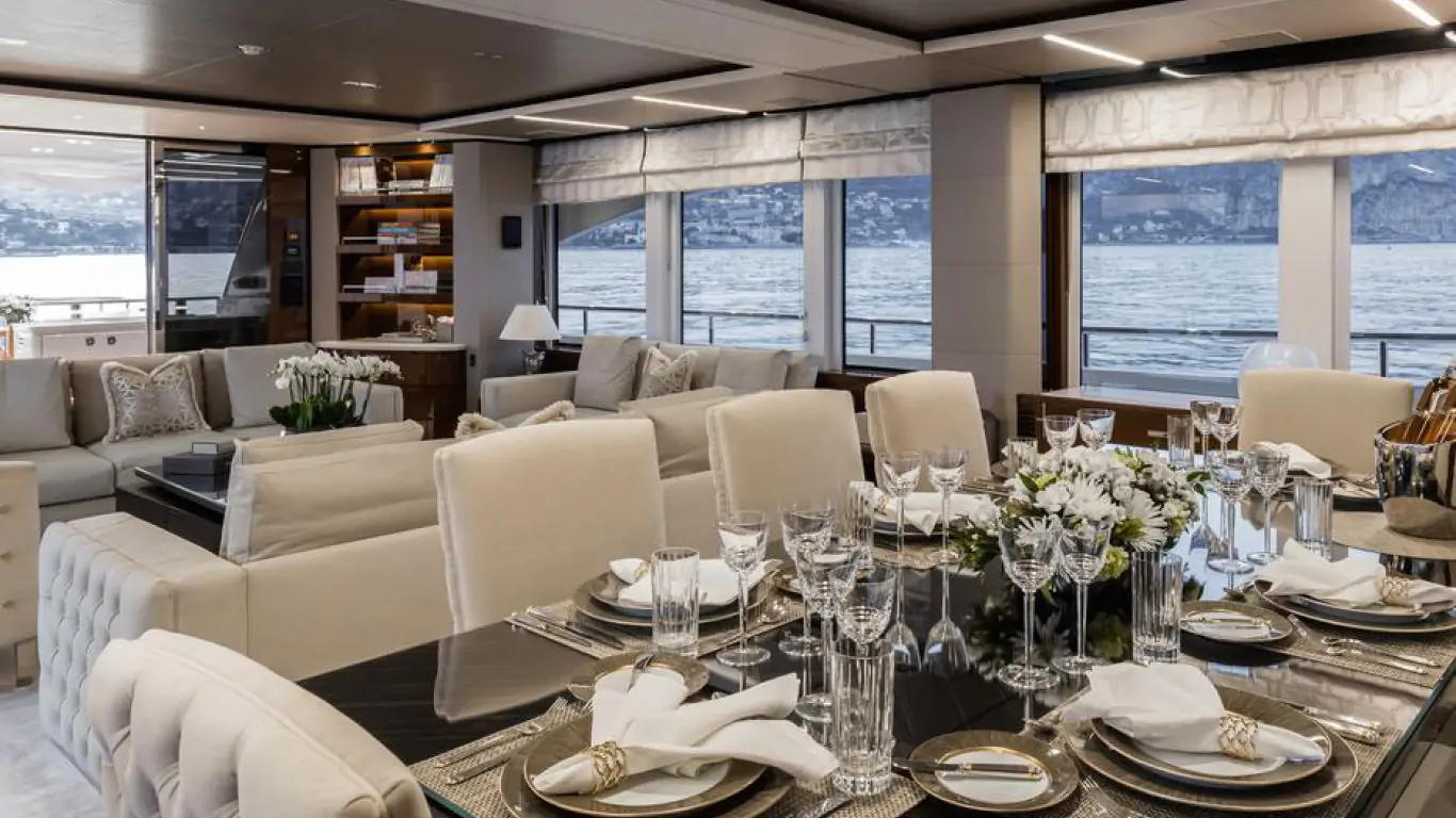 Yacht Riviera Living 115 | Yachts