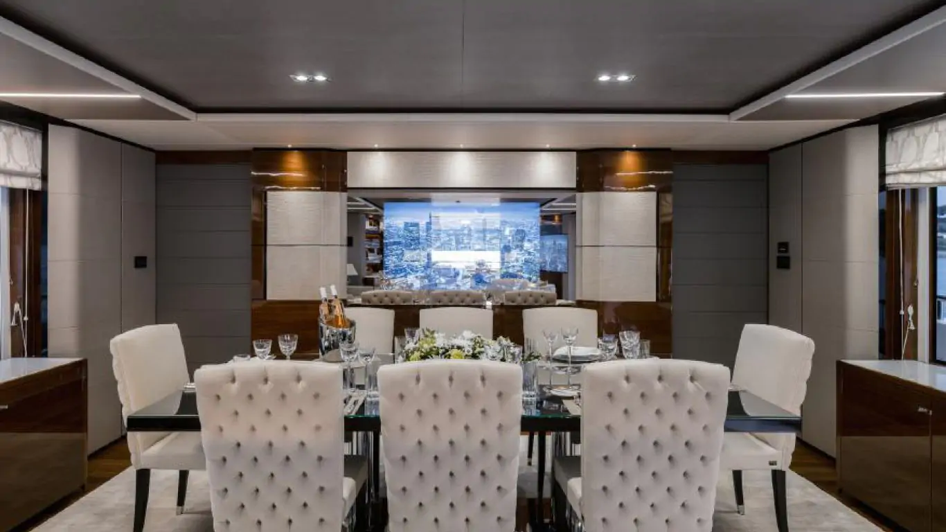 Yacht Riviera Living 115 | Yachts