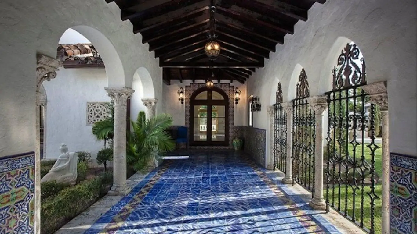 Villa Gretchen | Miami