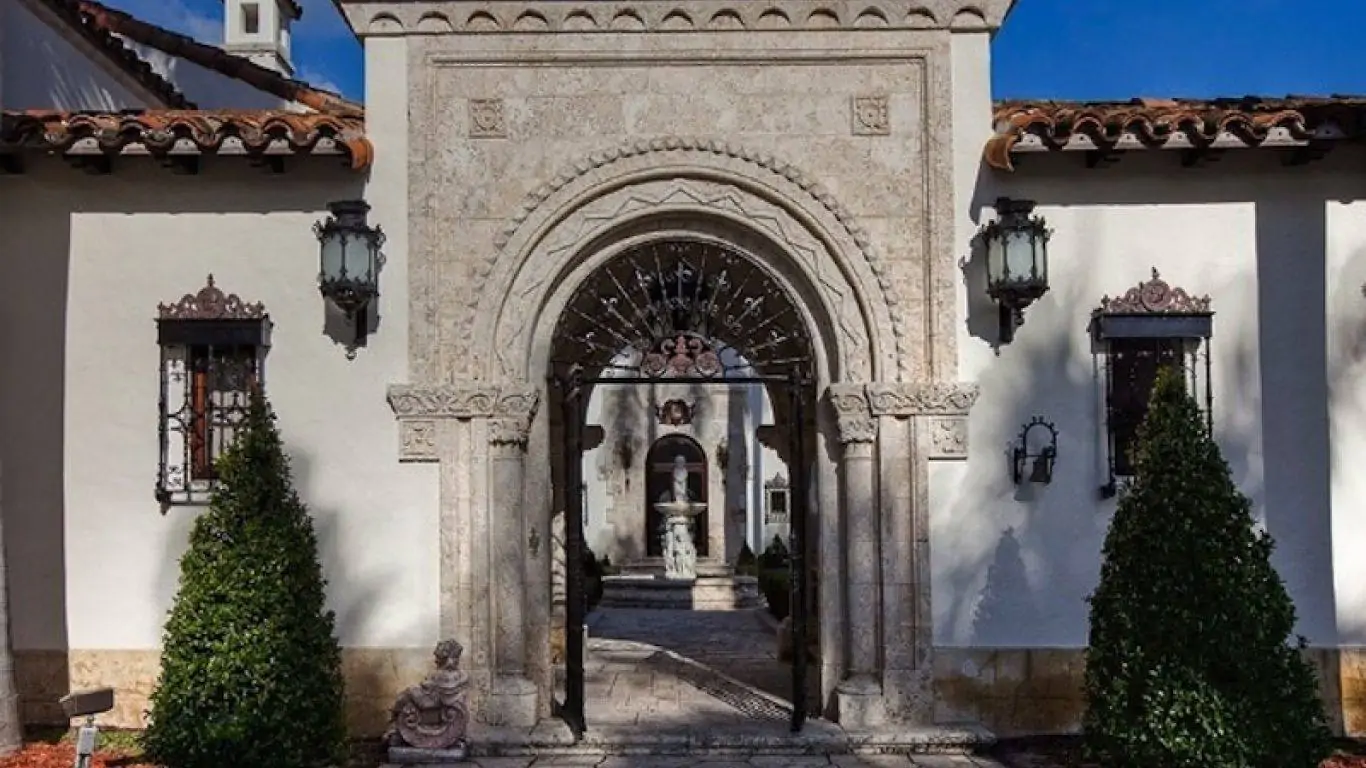 Villa Gretchen | Miami