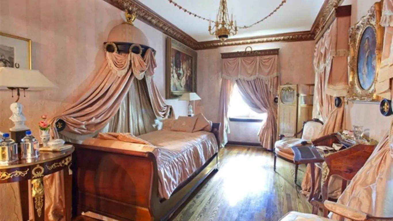 Villa Gretchen | Miami