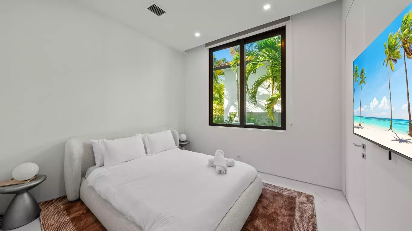 Villa Rosalina | Miami