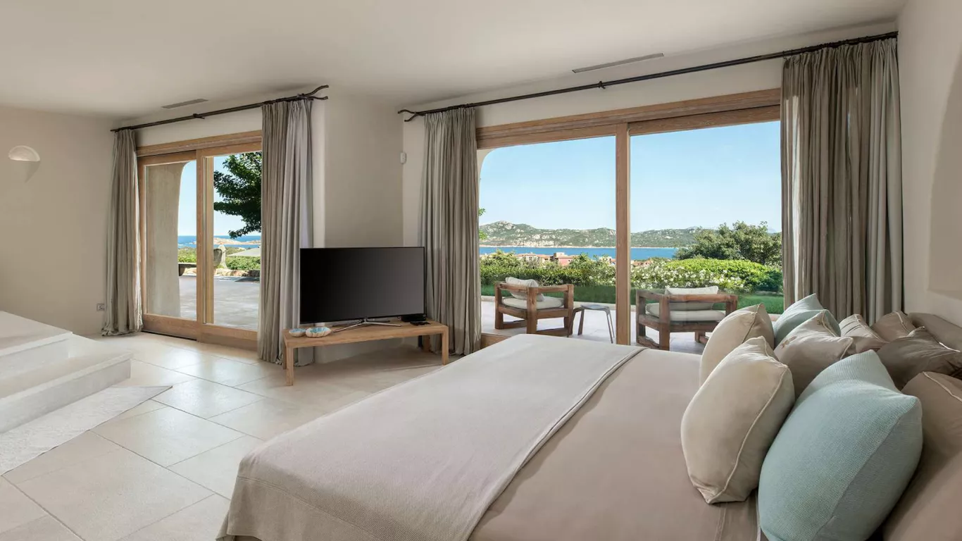 Villa The Rock | Sardinia