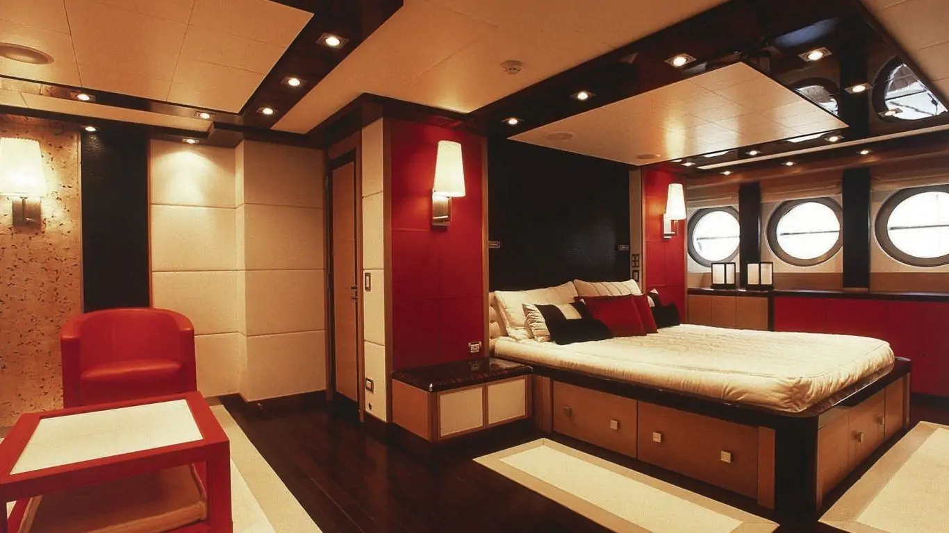 Yacht Dragon 136 | Yachts