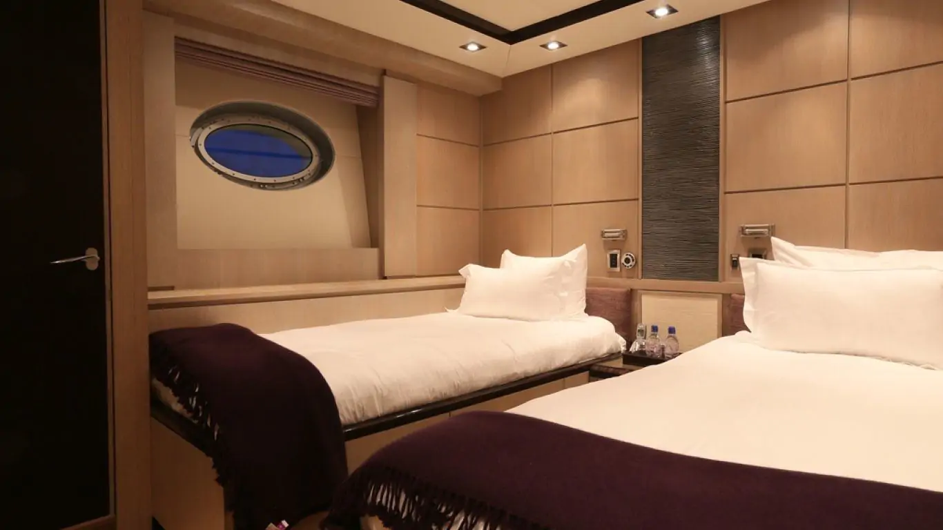 Yacht AK Royalty 135 | Yachts
