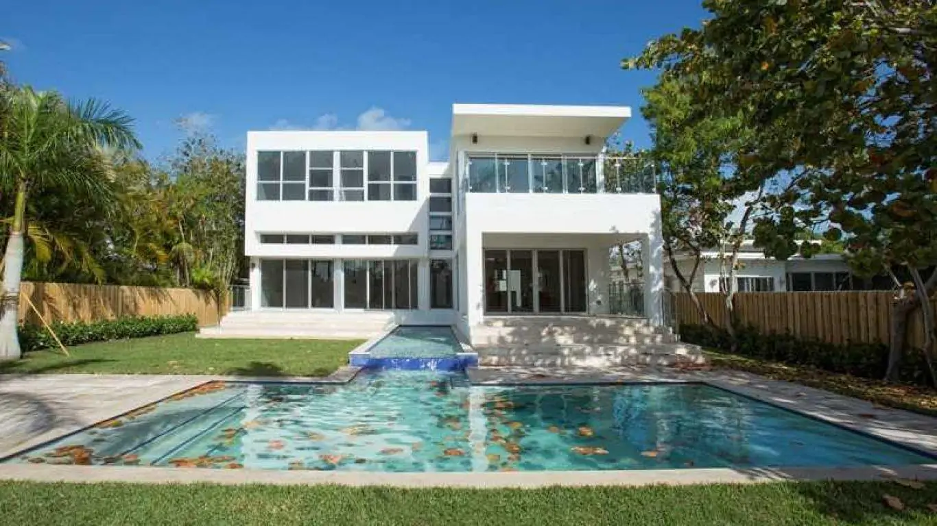 Villa Hazel | Miami