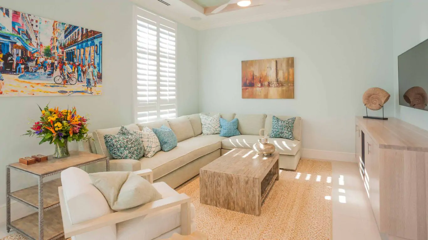 Kaia Kamina | Cayman Islands