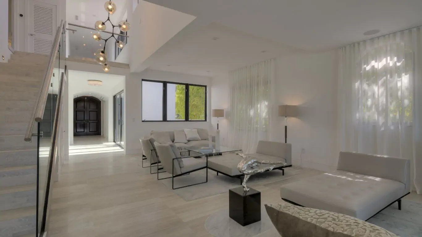 Villa Trinity | Miami