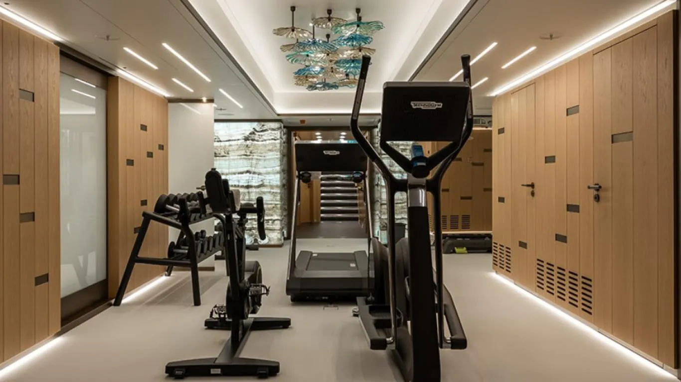 La Datcha Expedition Yacht 252 | Yachts