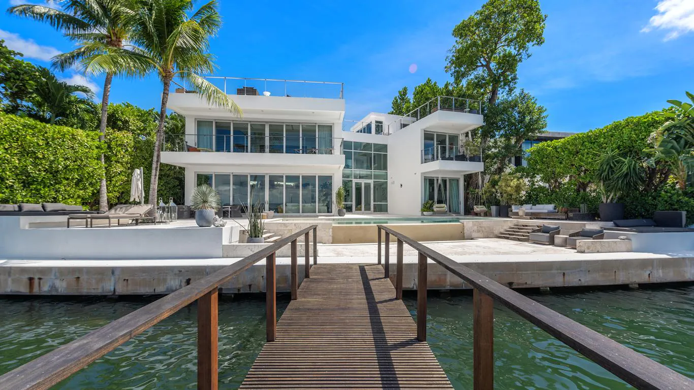 Villa Corra | Miami